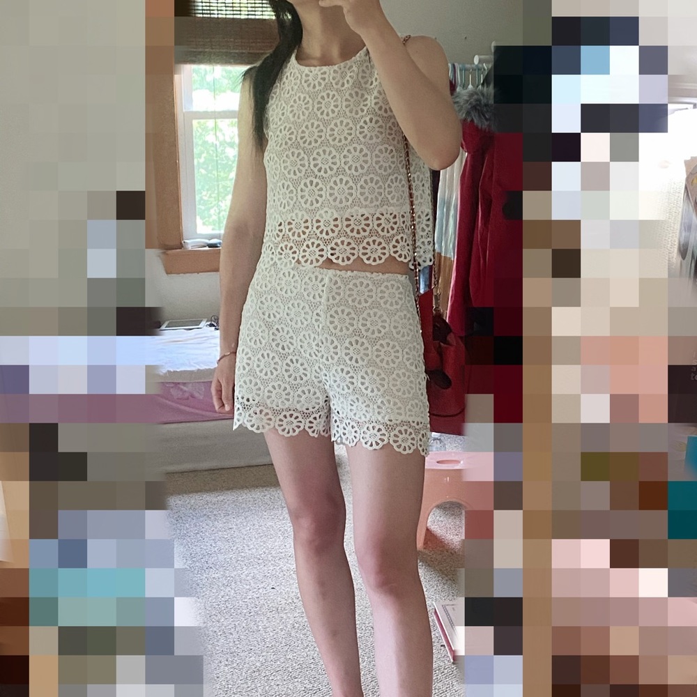 Lucy Paris 2 piece top+ shorts set floral crochet